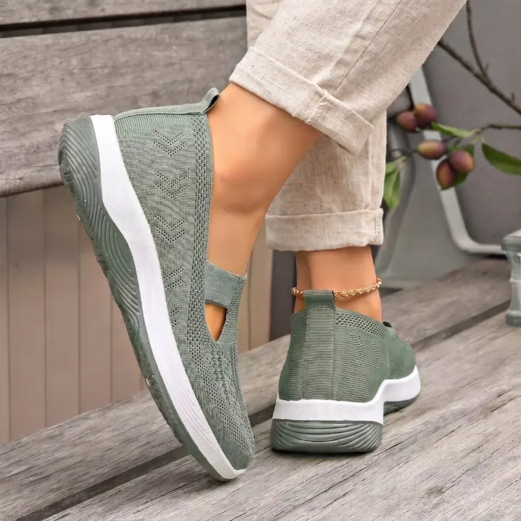 Soft cushioned sole